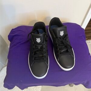 K-Swiss Black and White Men's Sneakers
